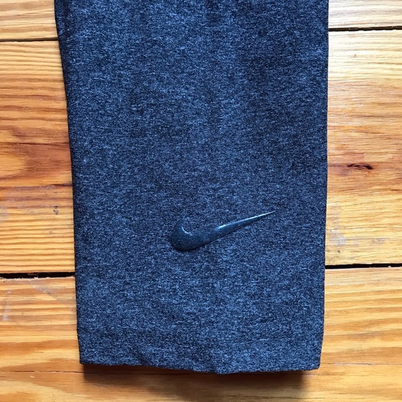 Nike Dri Fit Heather Grey Recycled Material Leggings, EUC, S - Picture 10 of 11